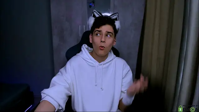 Foxicfu online show from February 9, 2025, 9:58 am