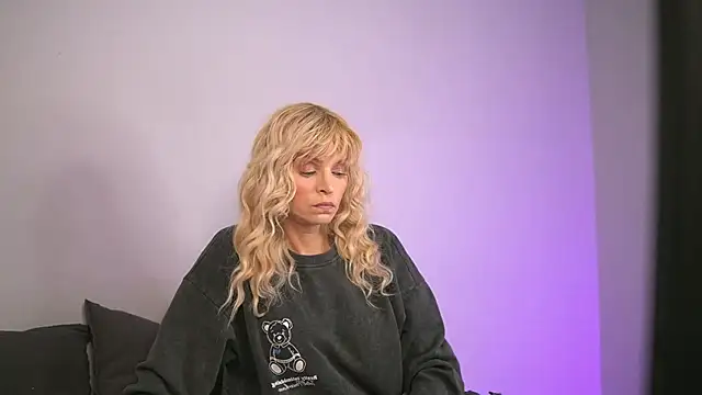 BritneyHudson online show from October 15, 2025, 3:49 am