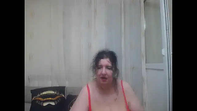 Snapshot of maturekorine chatting on June 25, 2026, 9:53 pm maturekorine online show from June 25, 2026, 9:53 pm
