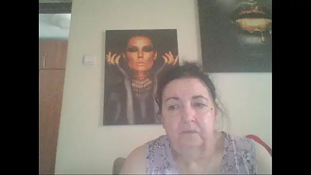Snapshot of maturekorine chatting on July 17, 2026, 12:46 pm maturekorine online show from July 17, 2026, 12:46 pm