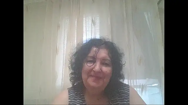 maturekorine online show from June 18, 2026, 4:01 pm