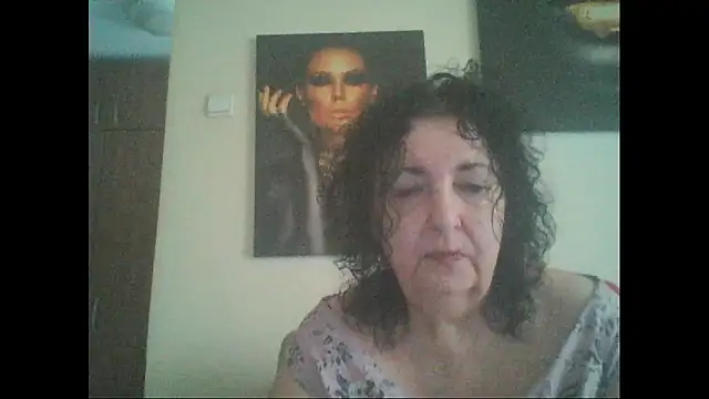 Snapshot of maturekorine chatting on August 4, 2026, 11:04 am maturekorine online show from August 4, 2026, 11:04 am
