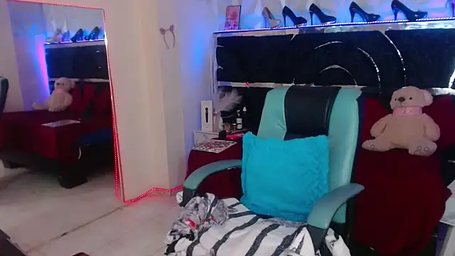 red moon 2 online show from February 11, 2026, 6:46 am