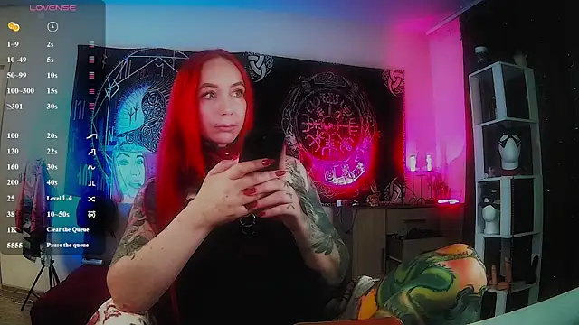 miss jenna lovee online show from May 4, 2026, 11:18 pm
