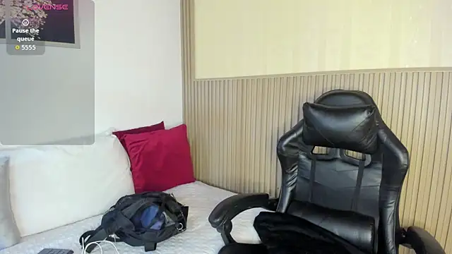 summer night  online show from September 16, 2025, 11:22 am