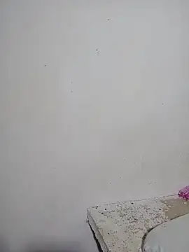 Snapshot of KarameloVzla chatting on February 23, 2026, 12:56 am KarameloVzla online show from February 23, 2026, 12:56 am