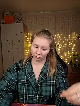 Snapshot of D0nna_ chatting on March 7, 2026, 9:31 pm D0nna online show from March 7, 2026, 9:31 pm