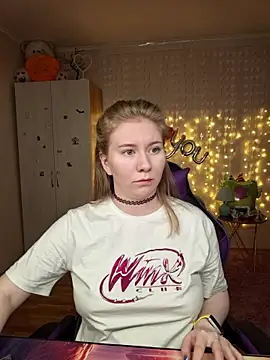 Snapshot of D0nna_ chatting on March 18, 2026, 3:57 pm D0nna online show from March 18, 2026, 3:57 pm