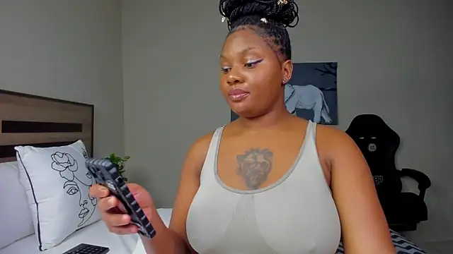 Renee-18 online show from March 1, 2026, 8:31 pm