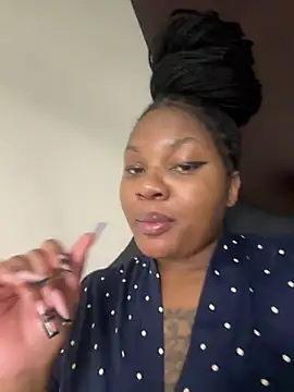 Renee-18 online show from March 6, 2025, 3:24 am