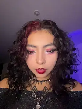 Snapshot of _Gothiccbitch_ chatting on March 3, 2026, 6:53 am Gothiccbitch online show from March 3, 2026, 6:53 am