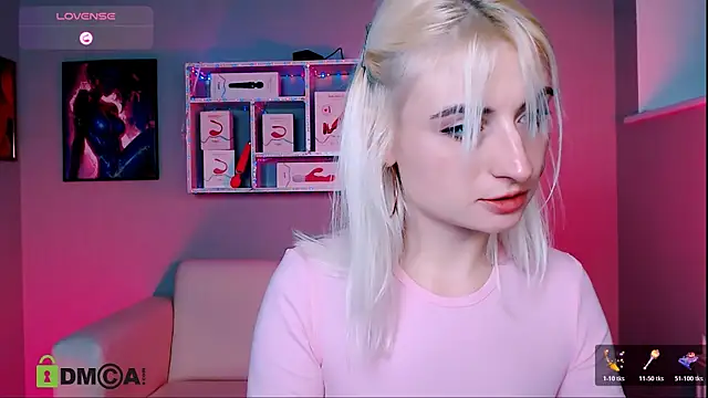 melisa white1 online show from November 3, 2025, 8:12 pm