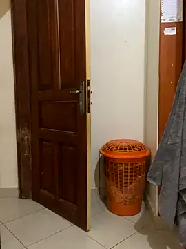 sweet18creamybigpussy online show from October 15, 2025, 5:28 am