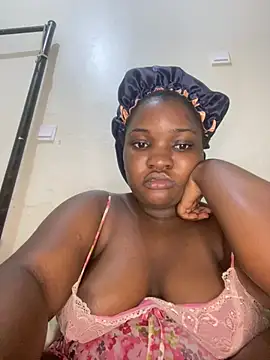sweet18creamybigpussy online show from May 7, 2026, 12:15 am