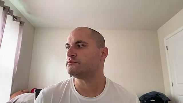 SluggishChase99 online show from August 3, 2026, 2:01 pm