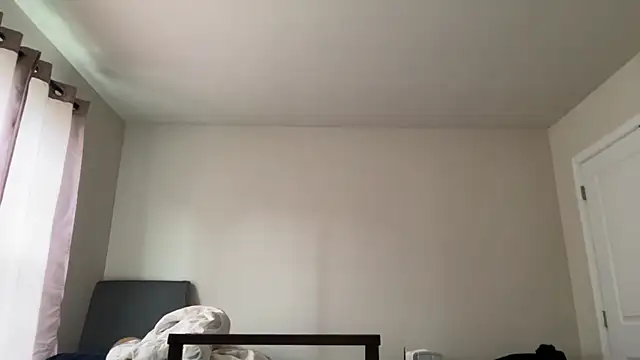 SluggishChase99 online show from July 28, 2026, 3:21 pm