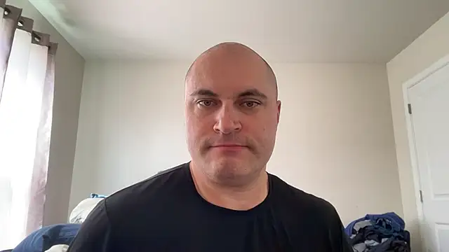 SluggishChase99 online show from May 4, 2026, 1:36 pm