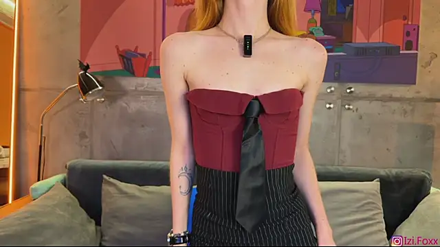 izi-fox online show from September 26, 2025, 4:03 pm