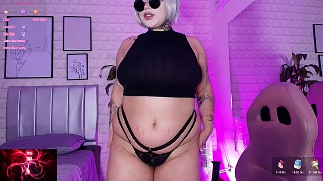 bella-green online show from September 22, 2025, 7:09 pm