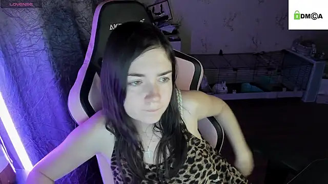 Crazy forest fairy online show from October 2, 2025, 10:35 pm