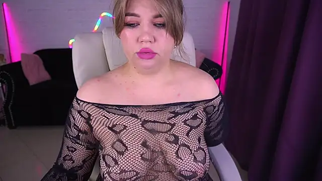 GabbieJay online show from November 11, 2025, 1:50 pm