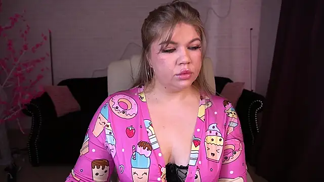 Snapshot of GabbieJay chatting on March 5, 2026, 1:30 pm GabbieJay online show from March 5, 2026, 1:30 pm