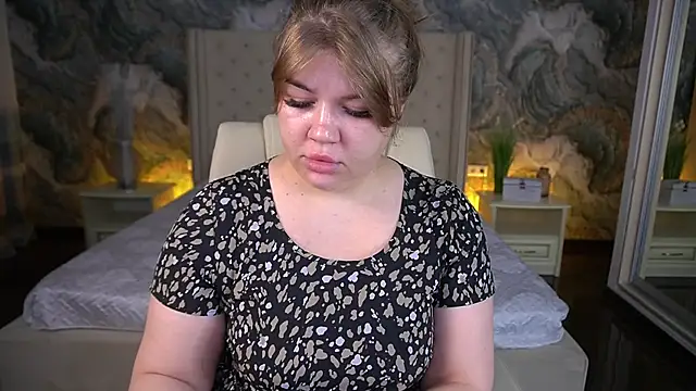 GabbieJay online show from June 24, 2026, 12:48 pm