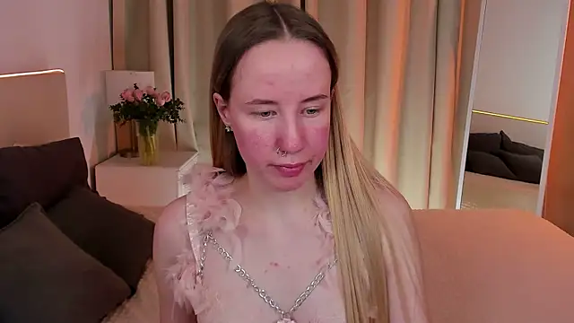 Cassie Kelman online show from March 23, 2025, 3:10 am