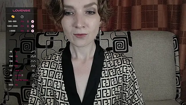 TinaWince online show from July 4, 2026, 5:03 am