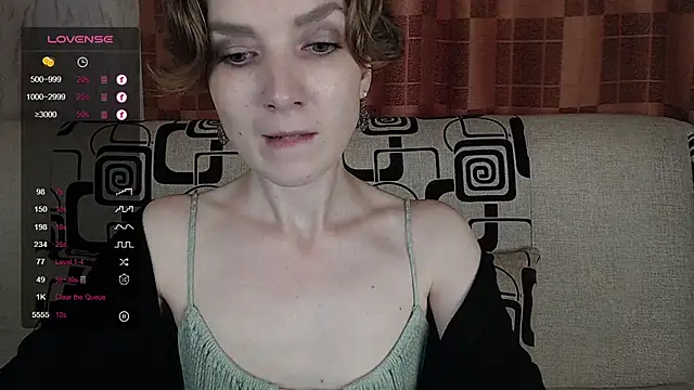 TinaWince online show from July 2, 2026, 5:02 am