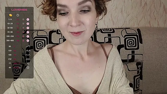 TinaWince online show from September 27, 2025, 4:51 am