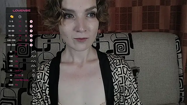 TinaWince online show from August 6, 2026, 5:13 am