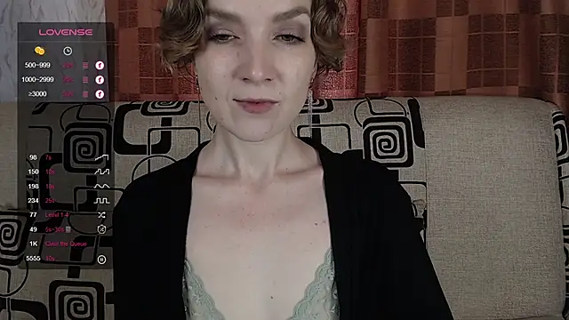 TinaWince online show from July 25, 2026, 5:15 am