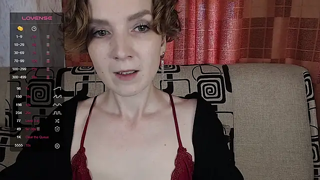 TinaWince online show from June 20, 2026, 4:39 am