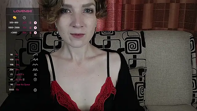 TinaWince online show from July 5, 2026, 4:41 am