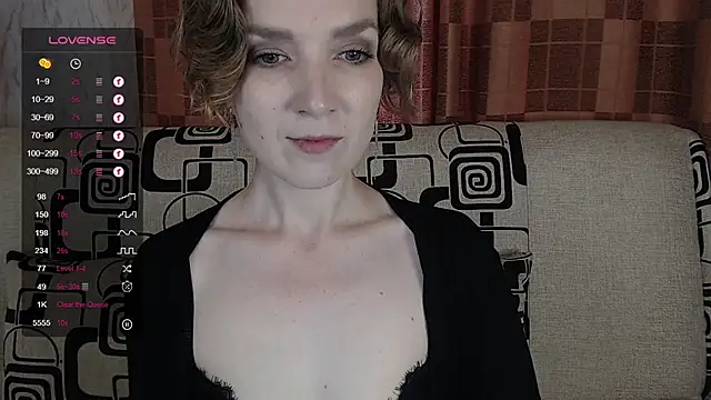 TinaWince online show from August 8, 2026, 5:14 am
