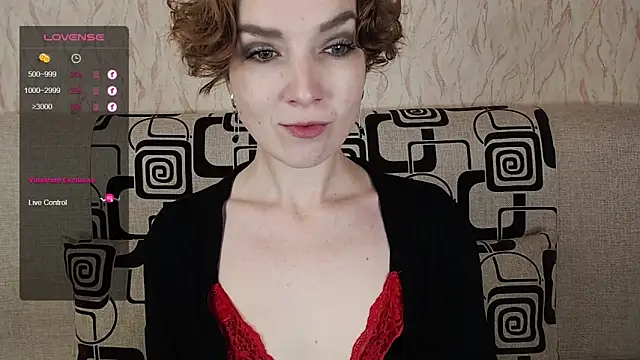 TinaWince online show from September 26, 2025, 5:25 am