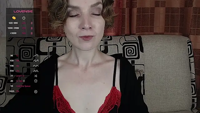 TinaWince online show from July 23, 2026, 5:16 am