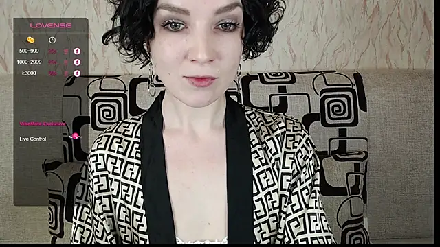 TinaWince online show from March 16, 2025, 5:36 am