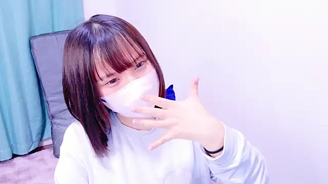 senachinnn online show from December 11, 2024, 7:42 am