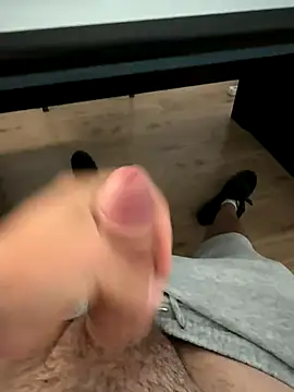 Snapshot of GeoGeorgee chatting on September 9, 2025, 6:23 am GeoGeorgee online show from September 9, 2025, 6:23 am