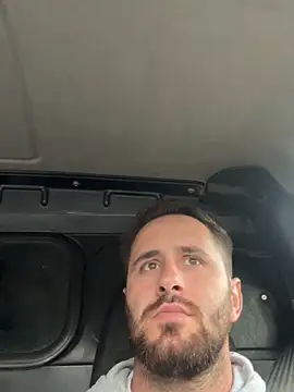 Snapshot of GeoGeorgee chatting on October 8, 2025, 7:32 am GeoGeorgee online show from October 8, 2025, 7:32 am