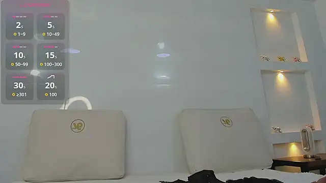 Snapshot of Dalia-Prada chatting on May 13, 2026, 3:57 am Dalia-Prada online show from May 13, 2026, 3:57 am