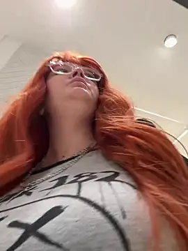 Teya moon  online show from June 6, 2026, 11:26 am