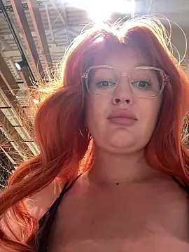 Teya moon  online show from July 5, 2026, 10:11 am