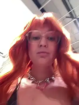 Teya moon  online show from July 15, 2026, 10:33 am