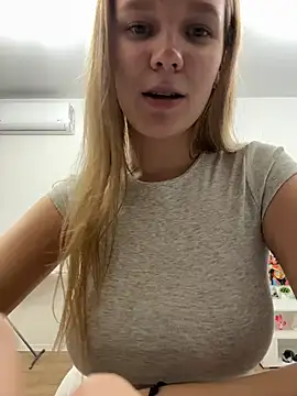 Snapshot of Ketitull chatting on March 9, 2026, 7:17 pm Ketitull online show from March 9, 2026, 7:17 pm