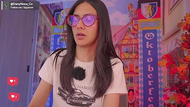 DanyNova Co online show from October 5, 2025, 9:05 pm