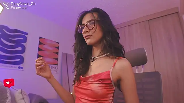 Snapshot of DanyNova_Co chatting on July 22, 2026, 9:17 pm DanyNova Co online show from July 22, 2026, 9:17 pm