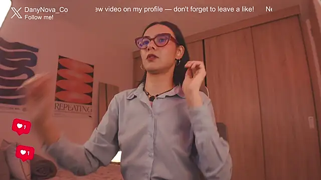 Snapshot of DanyNova_Co chatting on August 4, 2026, 10:58 pm DanyNova Co online show from August 4, 2026, 10:58 pm